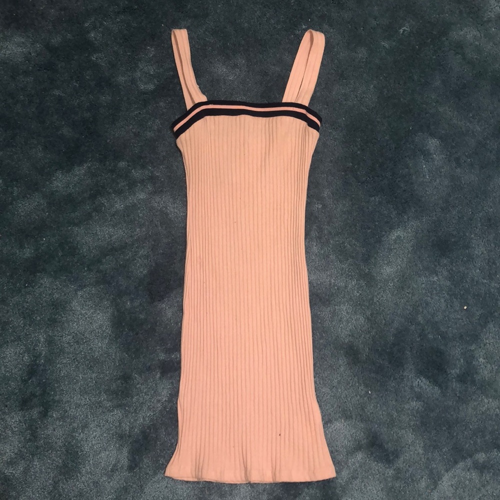 Cute/casual tight pink dress